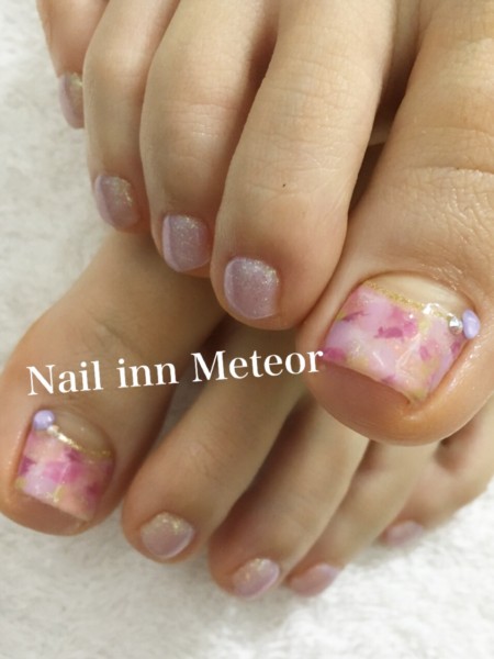 ペディキュア ジェルネイル パープルラメ マーブル ピンク ビジュー ラインストーン 梅雨ネイル 紫陽花ネイル Nail Inn Meteor 大府市のネイルサロン